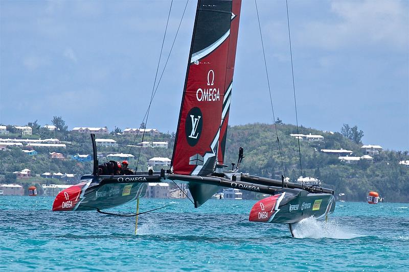 Emirates Team New Zealand - Race 2 Leg 4 - 35th America's Cup Match - Bermuda June 17, 2017 photo copyright Richard Gladwell taken at  and featuring the AC50 class