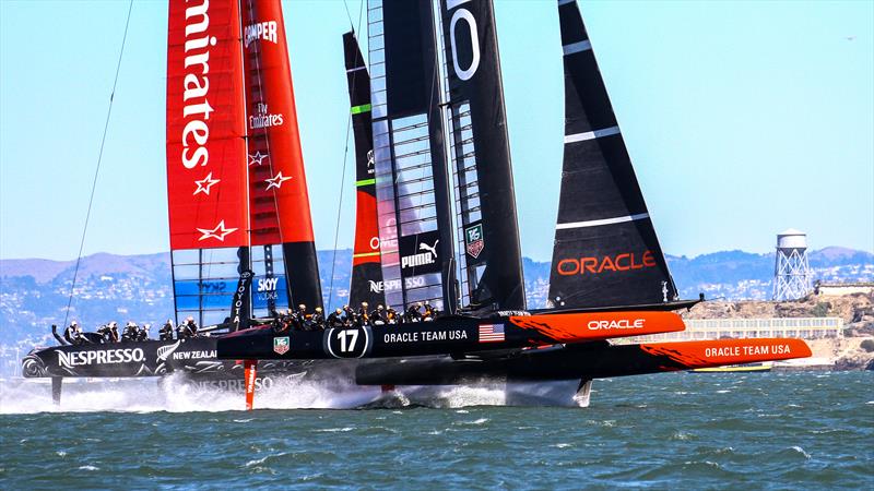 The 2013 America's Cup wind limit varied between 19.9 and 24.5kts in San Francisco dictated by the theoretical tidal flow in a University model of San Francisco Bay - photo © Richard Gladwell Sail-World.com
