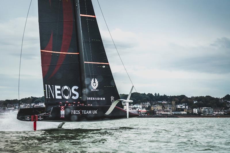 The team flying past the Royal Yacht Squadron photo copyright Ralph Hewitt / INEOS TEAM UK taken at Royal Yacht Squadron and featuring the AC75 class