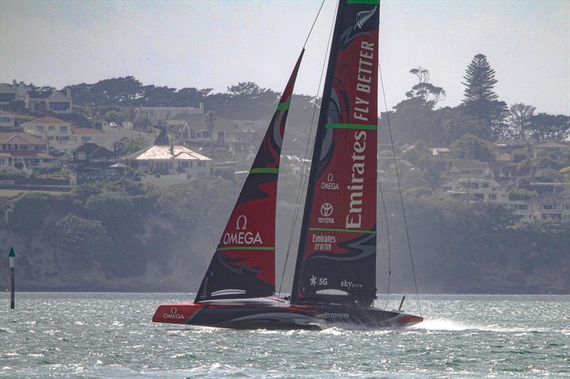 Emirates Team New Zealand's AC75 gybes just before Bean Rock at the entrance to the inner Waitemata Harbour - January 10, 2019 - photo © Richard Gladwell / Sail-World.com