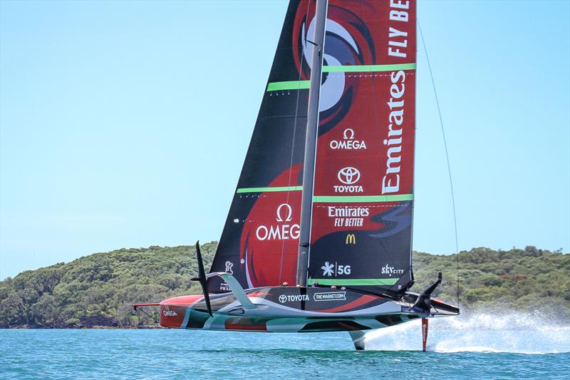 Emirates Team New Zealand AC75 - Te Rehutai - November 20, 2020 photo copyright Richard Gladwell / Sail-World.com taken at Royal New Zealand Yacht Squadron and featuring the AC75 class