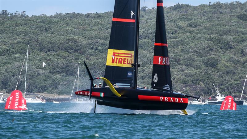 Luna Rossa Prada Pirelli - December 2020 - Waitemata Harbour - Auckland - 36th America's Cup photo copyright Richard Gladwell / Sail-World.com taken at Royal New Zealand Yacht Squadron and featuring the AC75 class