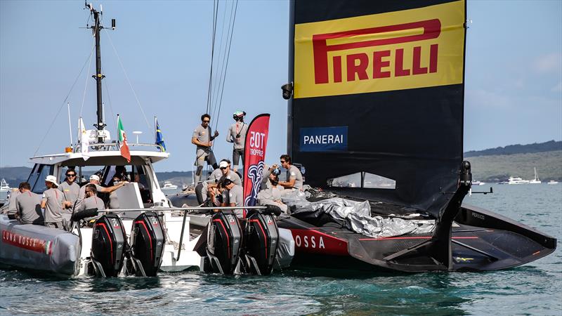 Luna Rossa Prada Pirelli- Waitemata Harbour - Xmas Cup - December 20, 2020 - 36th America's Cupe retrieval - Waitemata Harbour - Xmas Cup - December 20, 2020 - 36th America's Cup - photo © Richard Gladwell / Sail-World.com