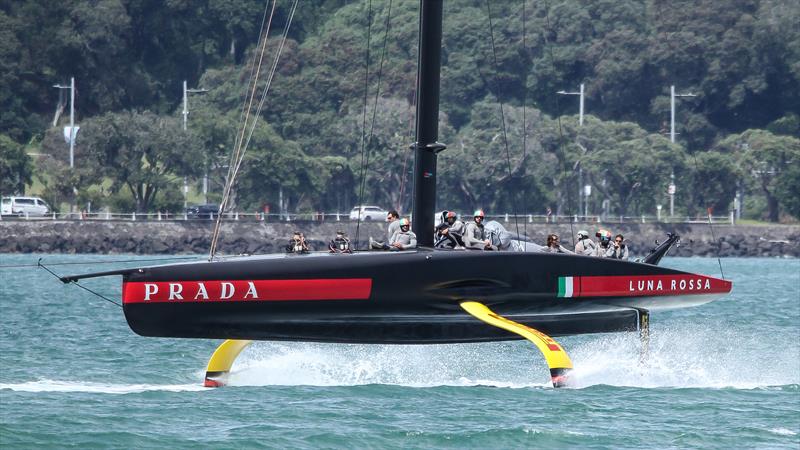 Luna Rossa Prada Pirelli - exits the Waitemata Harbour - December 30, 2020 - 36th America's Cup photo copyright Richard Gladwell / Sail-World.com taken at Royal New Zealand Yacht Squadron and featuring the AC75 class