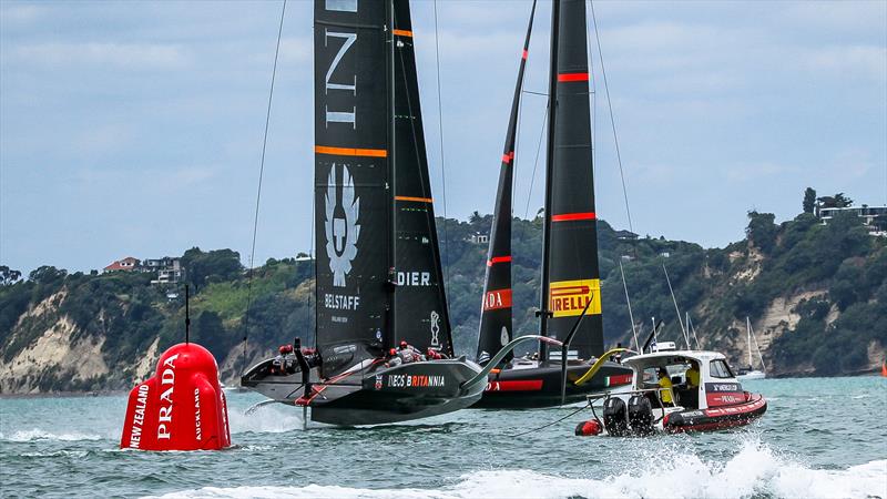 INEOS TEAM UK and Luna Rossa - Waitemata Harbour - Day 2 - Prada Cup - January 16, 2020 - 36th America's Cup photo copyright Richard Gladwell / Sail-World.com taken at Circolo della Vela Sicilia and featuring the AC75 class