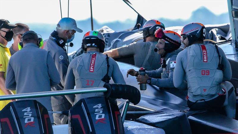 Luna Rossa team talk- Prada Cup Finals - Day 3 - February, 20, - America's Cup 36 - Course E photo copyright Richard Gladwell / Sail-World.com taken at Royal New Zealand Yacht Squadron and featuring the AC75 class