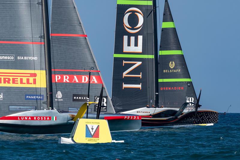 Luna Rossa Prada Pirelli vs. INEOS Britannia on Louis Vuitton Cup Round Robin Day 7 photo copyright Ian Roman / America's Cup taken at  and featuring the AC75 class