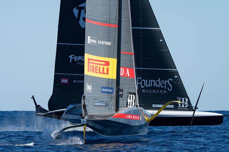 Luna Rossa Prada Pirelli and American MagicDay 1 - Semi-Finals - Louis Vuitton Cup - Day 10 - September 14, 2024 - Barcelona - photo © Ian Roman / America's Cup