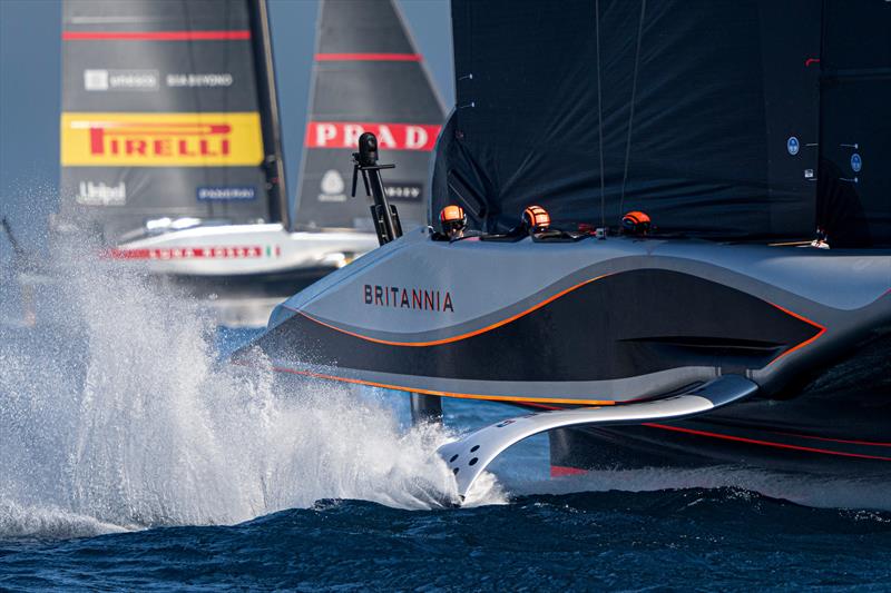  Luna Rossa and INEOS Britannia- Finals Louis Vuitton Cup - Day 15 - September 26, 2024 - Barcelona - photo © Ian Roman / America's Cup