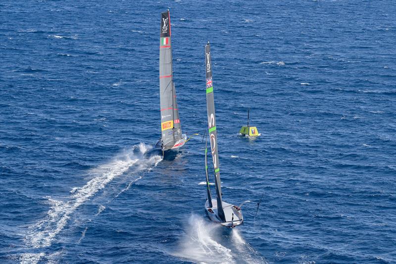 Luna Rossa Prada Pirelli vs. INEOS Britannia (race 8) on Louis Vuitton Cup Final Race Day 5 - September 30, 2024 - photo © Ricardo Pinto / America's Cup