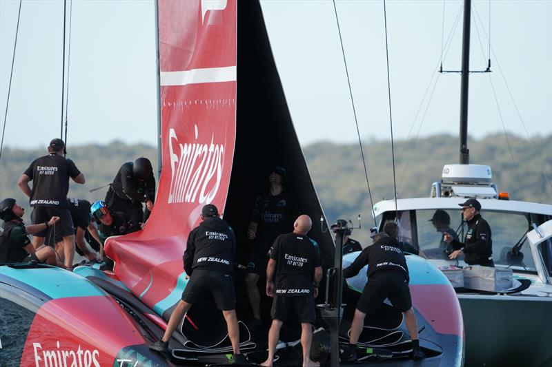 Mainsail hoist - Emirates Team New Zealand, Taihoro, AC75, Day 4 - March 21, 2026 - photo © Sam Thom / America's Cup