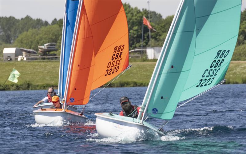 Mike Everitet leading the 303s during the Notts County Hansa TT photo copyright David Eberlin taken at Notts County Sailing Club and featuring the Hansa class