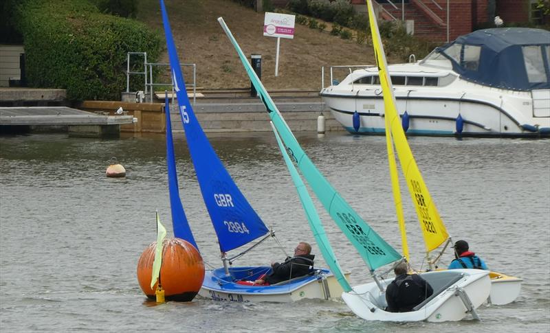 Waveney Hansa TT - Water at the mark!! photo copyright Richard Morling taken at Waveney & Oulton Broad Yacht Club and featuring the Hansa class