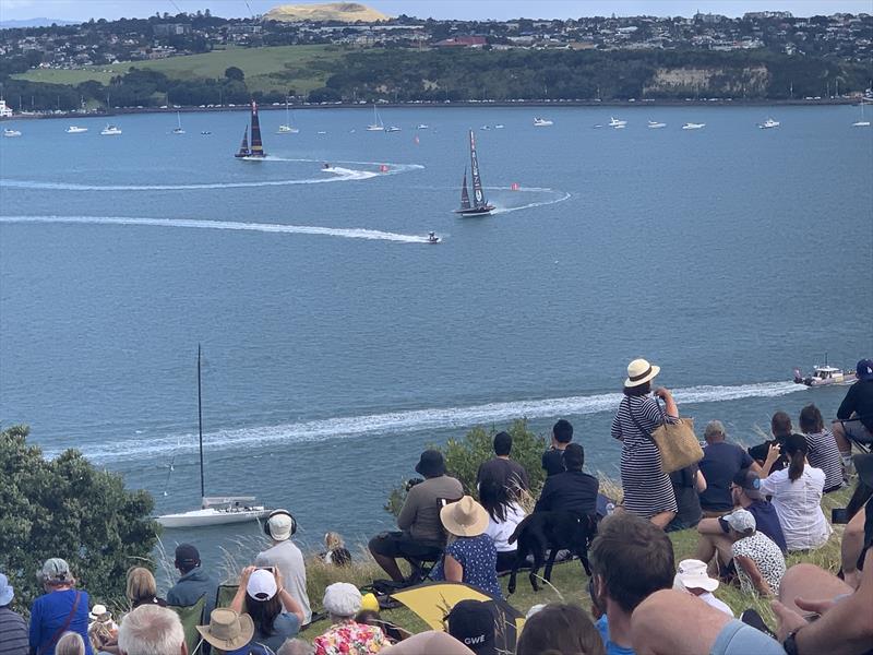 Crowds of spectators on North Head - Round Robin - Prada Cup - January 23, 2021 - photo © Colin Preston