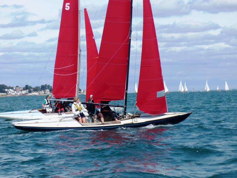 Bembridge Redwing Curlew Cup & One-Designs Coad Trophy photo copyright Mike Samuelson taken at Bembridge Sailing Club and featuring the Bembridge Redwing class