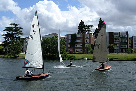 The eighth round of the British Moth Somerville Series takes place at Staines photo copyright Joyce Threadgill taken at Staines Sailing Club and featuring the British Moth class