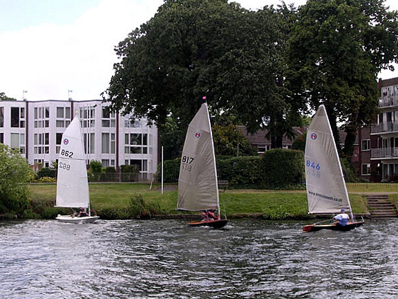 The eighth round of the British Moth Somerville Series takes place at Staines photo copyright Joyce Threadgill taken at Staines Sailing Club and featuring the British Moth class