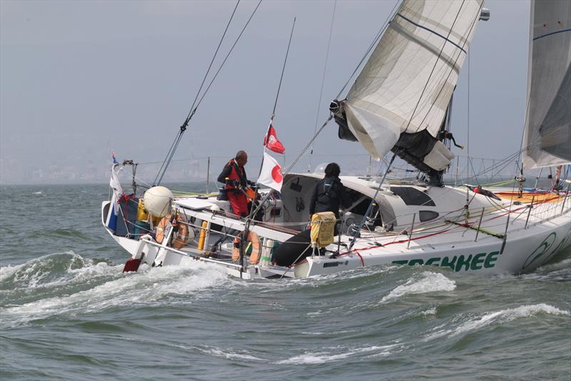 1122 Trekkee under spinnaker crosses the finish in Osaka - 2025 Melbourne Osaka Cup - photo © Kazuyoshi Yamano