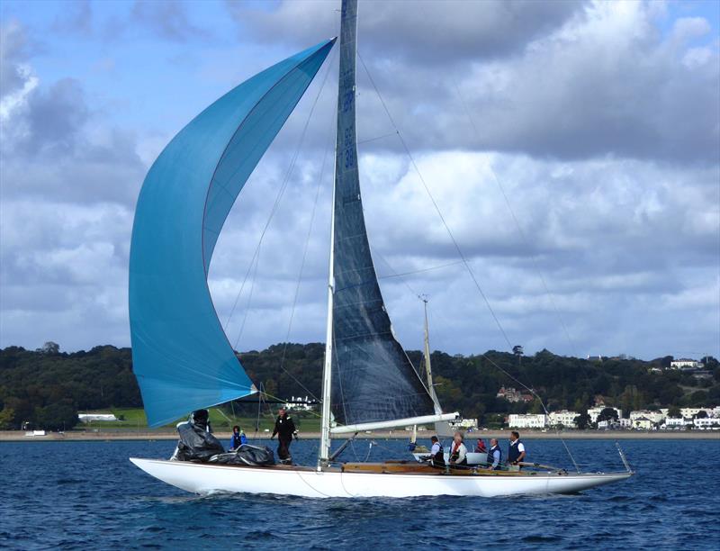 jersey uk yacht club