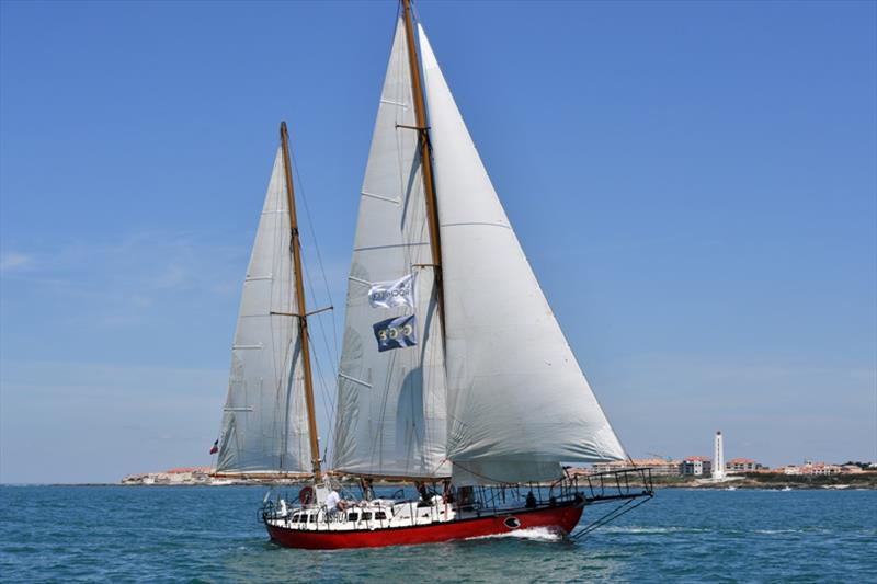 Joshua sails in to Les Sables d'Olonne. - photo © Christophe Favreau / PPL / GGR