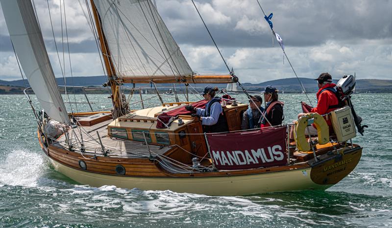 Mandamus at Cowes Classics Week 2022 - photo © Tim Jeffreys Photography