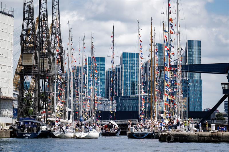 Royal Thames Yacht Club 250th Anniversary pageant along the River Thames - photo © Martin Allen Photography