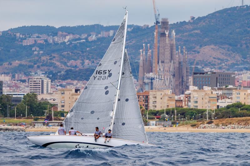 Stiletto - 18th Puig Vela Clàssica Barcelona day 1 photo copyright Nico Martinez / www.MartinezStudio.es taken at Real Club Nautico de Barcelona and featuring the Classic Yachts class
