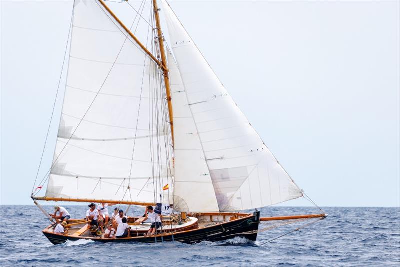 Le Temps Perdu during the 18th Puig Vela Clàssica Barcelona photo copyright Nico Martinez / www.MartinezStudio.es taken at Real Club Nautico de Barcelona and featuring the Classic Yachts class