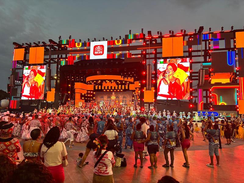 Post-race blues before it's even over — everyone's already wondering, “What's next?” But for now in Recife… it's party time, because Carnival begins! - photo © Arzu Beskardes