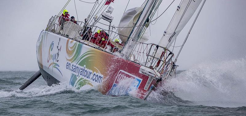 Clipper Race - Round the Island Race - photo © onEdition