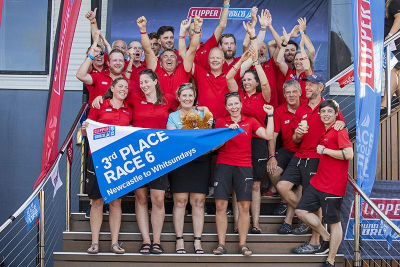 Our Isles and Oceans receives its third place Pennant - Clipper Race 6 - photo © Brooke Miles Photography