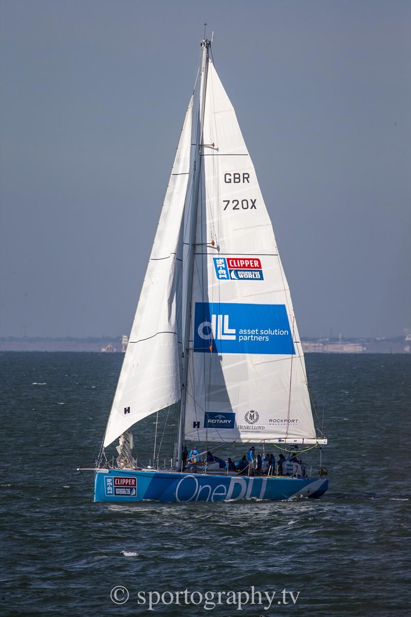 Clipper Round the World Yacht Race - Leg 1 Day 2