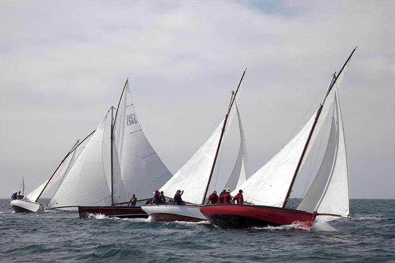 Division Two tight racing to the top mark in Race Two of the day. - photo © A.J. McKinnon