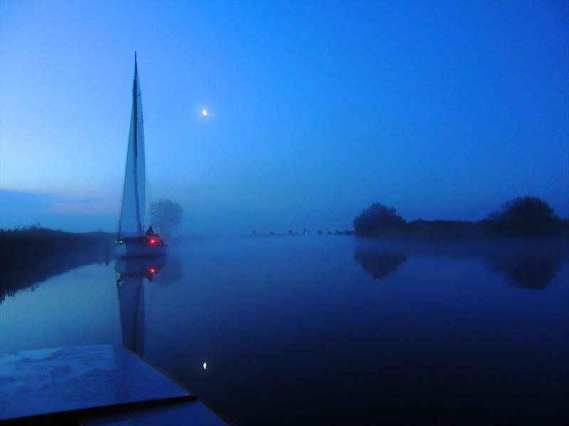 Mist at dawn during the 53rd Navigators & General Three Rivers Race - photo © Holly Hancock