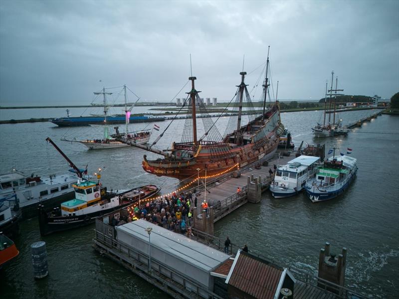 Batavia in Amsterdam - Damen Shiprepair Amsterdam - photo © Ovv Sander Wit