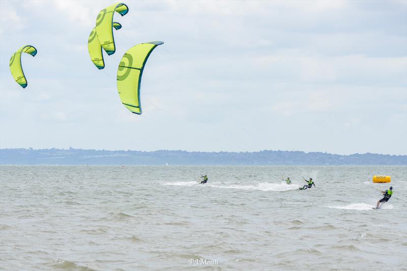 British CR:X Kite Race Series at Southend - photo © Paul Monti