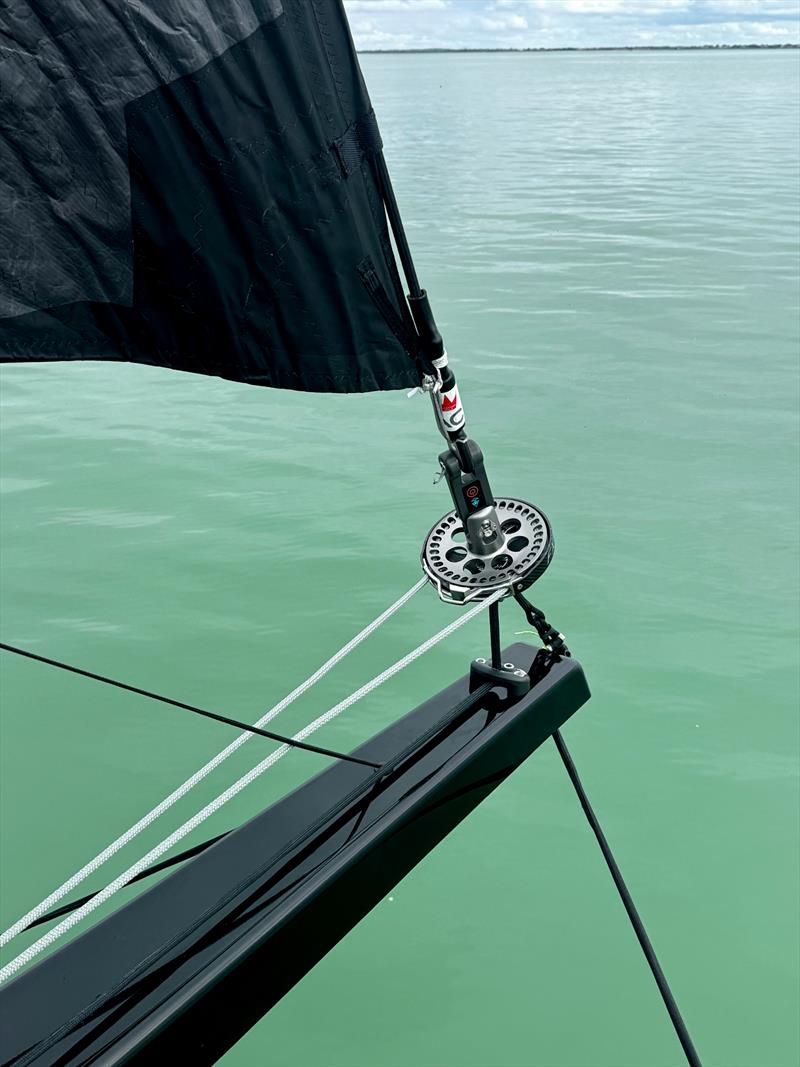 smarttoggle / smartluff example setup - photo © Cyclops Marine