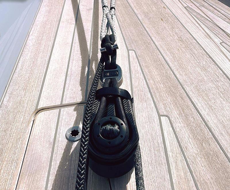 smartlink sensors can be installed inline of any soft stay or sheet and are available with working loads up to 20t - photo © Cyclops Marine
