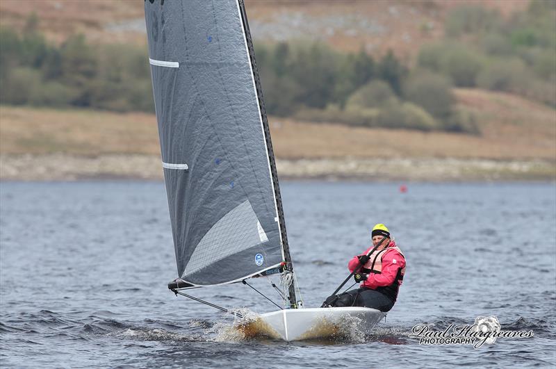 D-Zero carving through the tea at Yorkshire Dales - photo © Paul Hargreaves