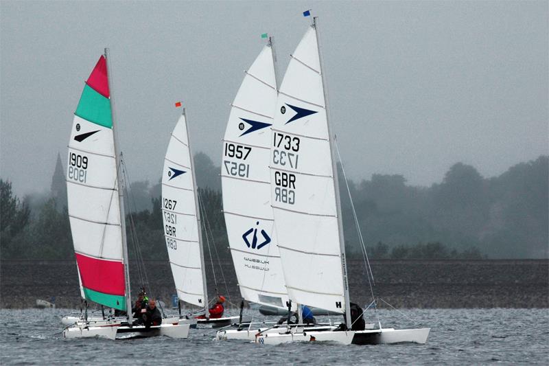 Sprint 15 TT at Draycote Water photo copyright Malcolm Lewin / www.malcolmlewinphotography.zenfolio.com/sail taken at Draycote Water Sailing Club and featuring the Dart 15 class