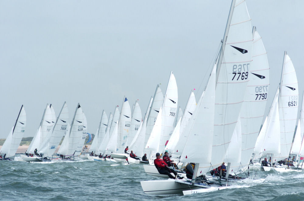 The fleet start at the Dart 18 Europeans photo copyright Royal Belgian Sailing Club taken at Royal Belgian Sailing Club and featuring the Dart 18 class