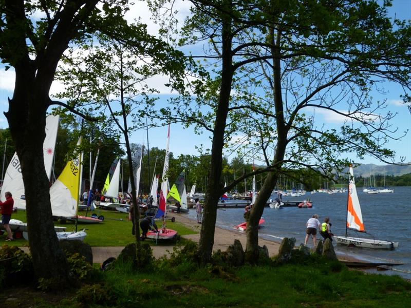 NW Junior travellers rigging at Ullswater Yacht Club photo copyright Sue Giles taken at Ullswater Yacht Club and featuring the Dinghy class