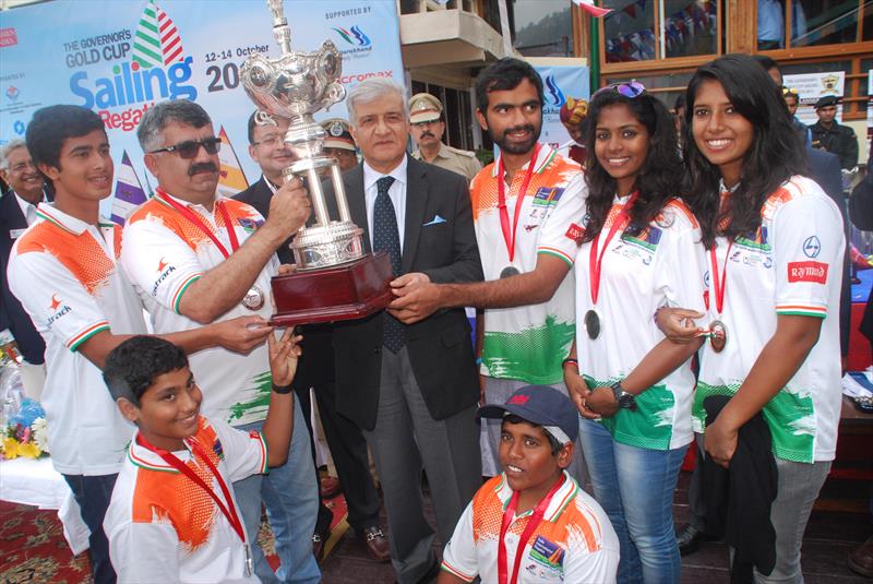 Tamilnadu Sailing Association team wins the Governor's Gold Cup 2015: Standing (l-r) K.C.Ganapathy, Ashok Thakkar, Governor K.C.Paul, Varun Thakkar, Aishwarya Nedu, Varsha Gautham. Sitting (l-r) Aniketh Rajaram, Naveen Kumanan photo copyright Sucharita Kamath taken at Nainital Yacht Club and featuring the Dinghy class