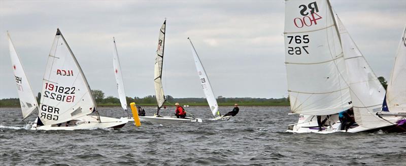 Race coaching with Adam Bowers at Oxford Sailing Club - photo © Colin West