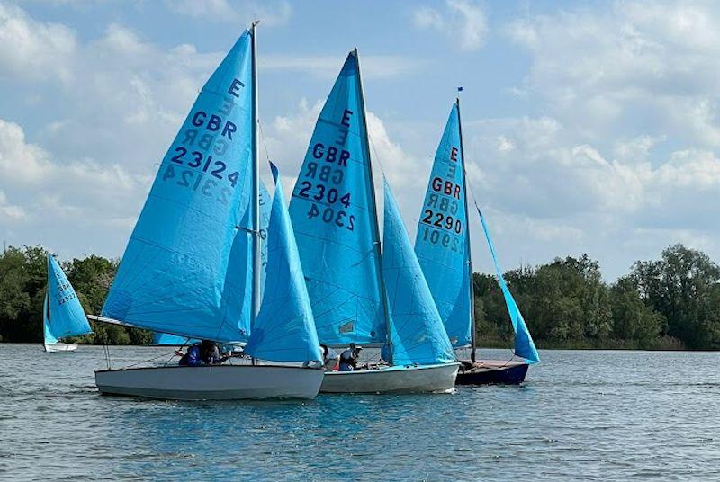 Enterprise Thames Valley Championship at Silver Wing - photo © Darren Field