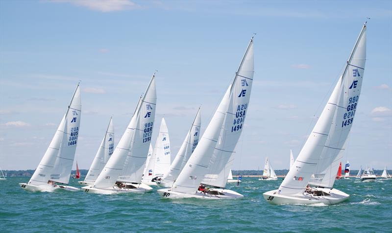 North Sails Cowes Week Day 1 photo copyright Tom Hicks / www.solentaction.com taken at Cowes Combined Clubs and featuring the Etchells class