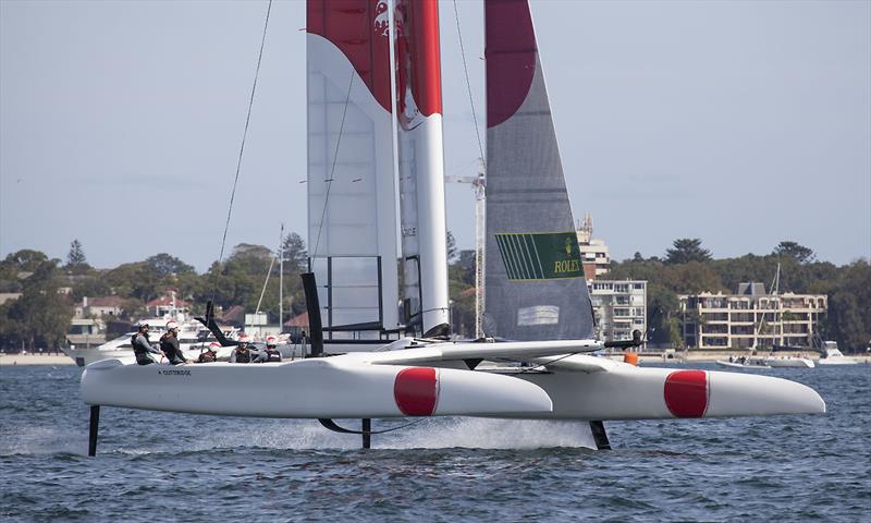 Team Japan in full flight - photo © John Curnow