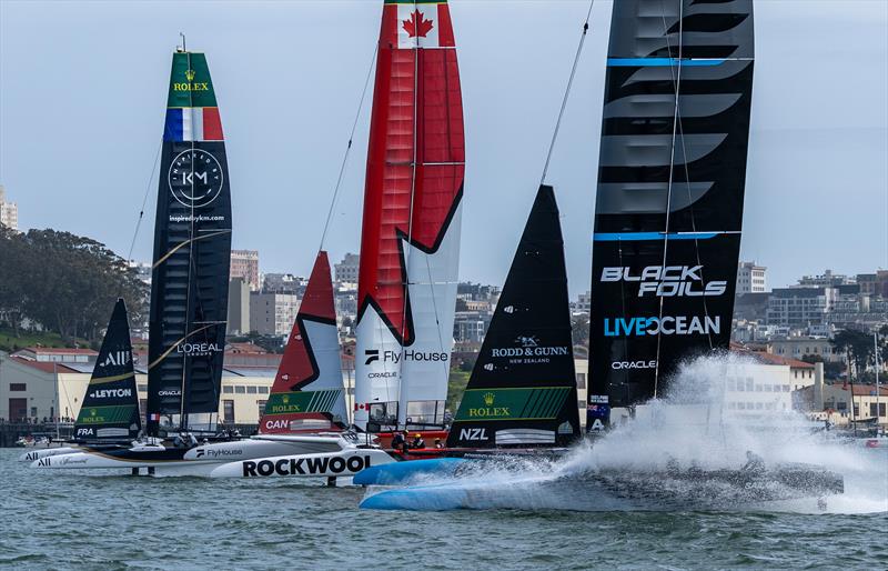 New Zealand SailGP Team helmed by Peter Burling alongside Canada NorthStar SailGP Team and France SailGP Team on Race Day 1 of the Oracle San Francisco Sail Grand Prix - photo © Simon Bruty for SailGP