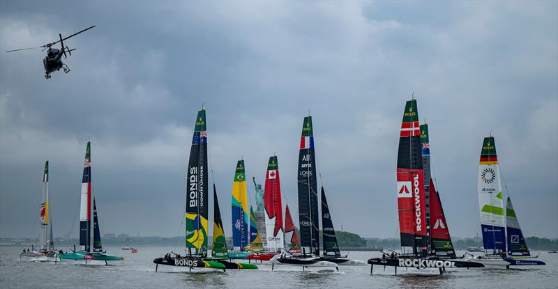 11 of the 12 teams at full chat heading for Mark 1 - Day 2 of the Mubadala New York Sail Grand Prix  photo copyright Jason Ludlow /SailGP taken at New York Sailing Club and featuring the F50 class