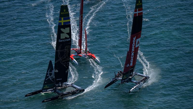 Artemis Racing leads Emirates GBR - Oracle Perth Sail Grand Prix - Event 1, Day 1, Season 6 - January 17, 2026  - photo © James Gourley/SailGP